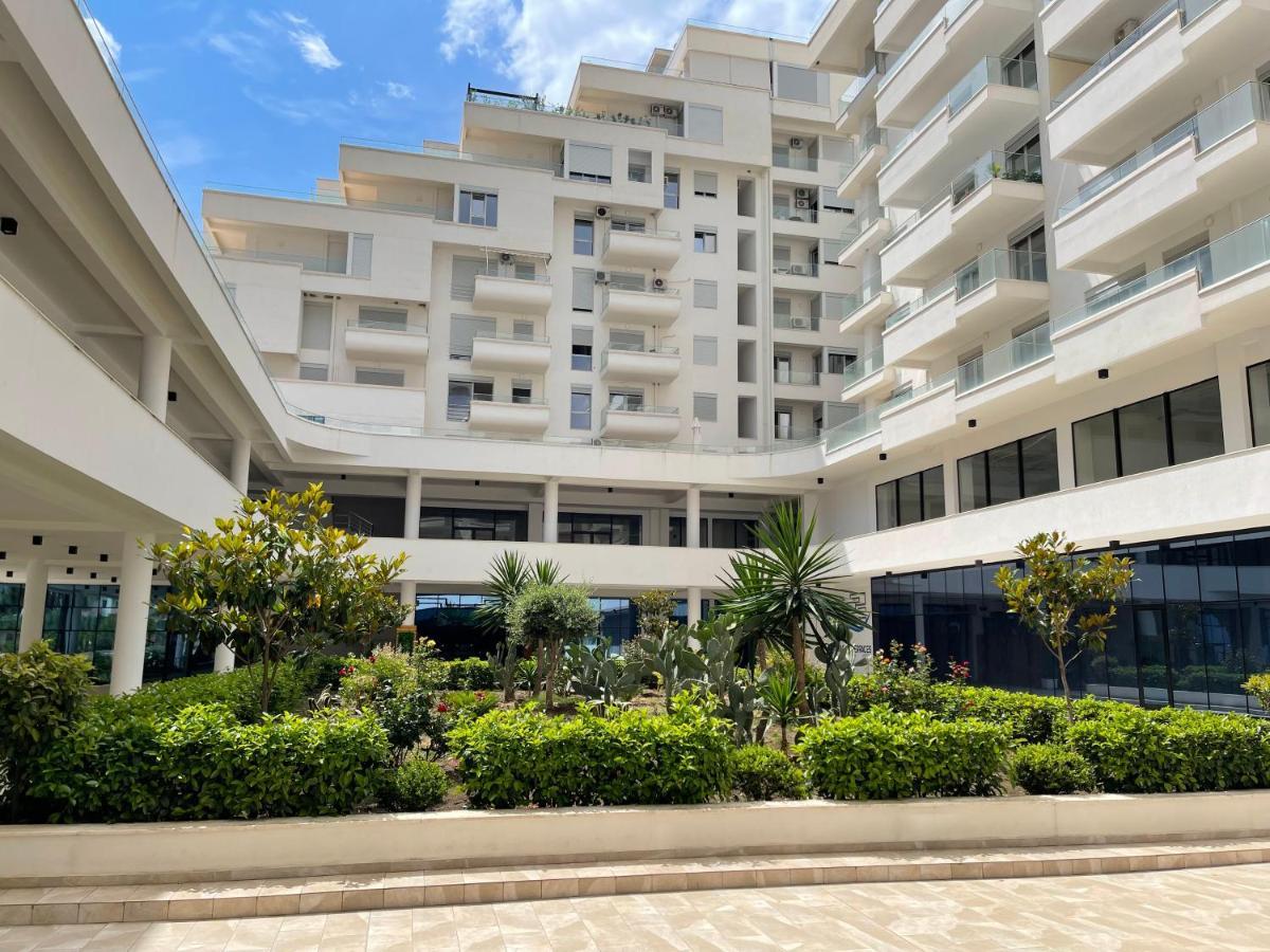 Azura Saranda Terraces Apt ภายนอก รูปภาพ