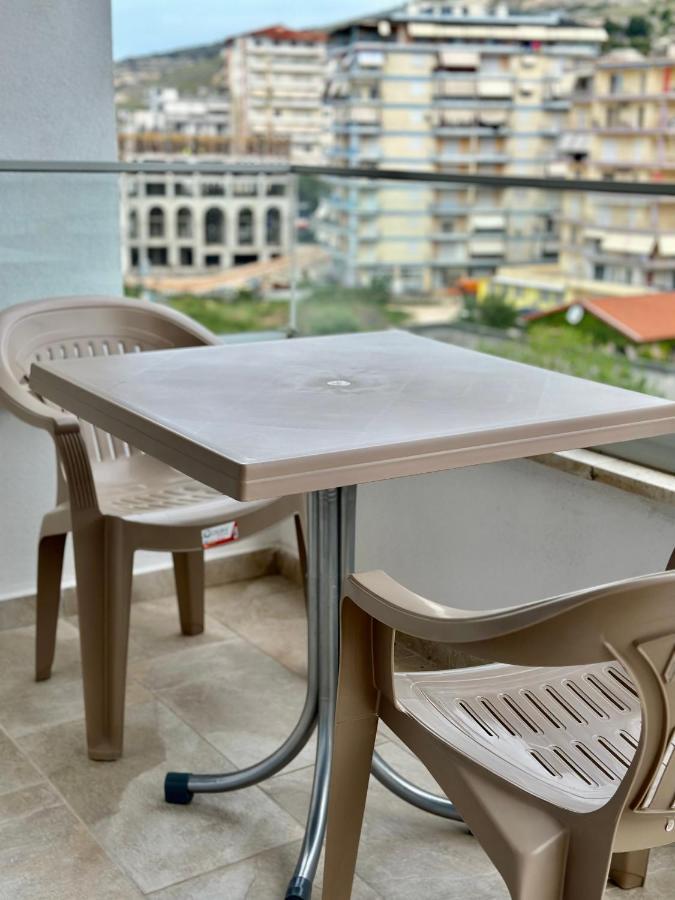 Azura Saranda Terraces Apt ภายนอก รูปภาพ