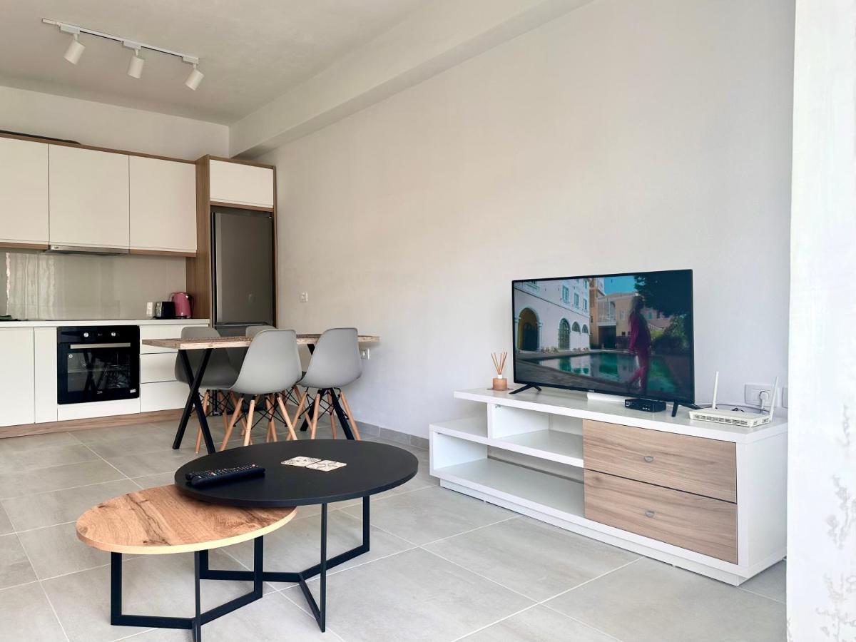 Azura Saranda Terraces Apt ภายนอก รูปภาพ